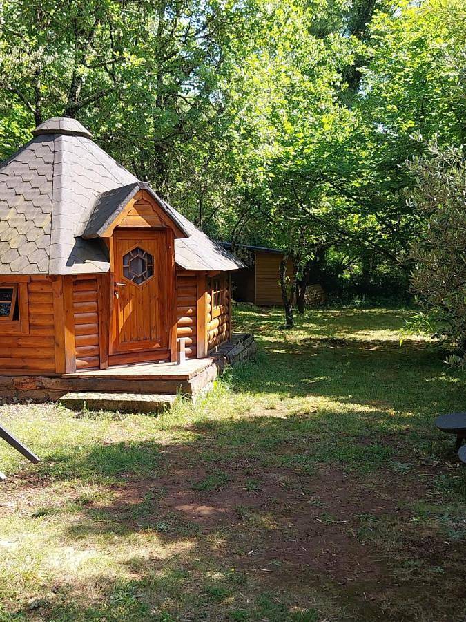 Gîte pour 2 personnes, avec jardin ainsi que piscine et vue à Mialet - 4