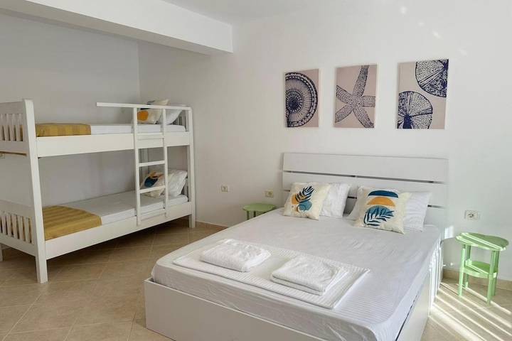 Appartement de vacances pour 7 personnes, avec terrasse et vue