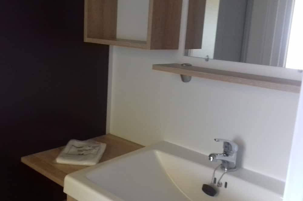 3-bedroom mobile home(2 beds 140) on the shores of Lake Biscarrosse in Parentis-en-Born, Côte d’Argent
