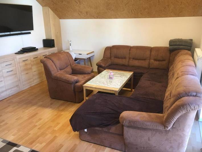 Ferienwohnung für 3 Personen, mit Terrasse und Garten sowie Ausblick