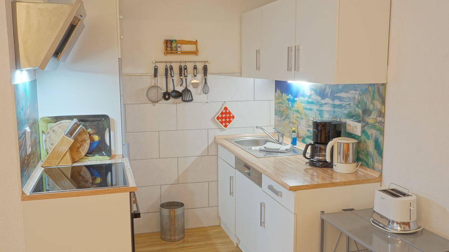 Ganze Wohnung, Künstlergarten Wohnung 2: Komfortable Ferienunterkunft mit Terrasse und Garten in Garding für 4 in Garding, Eiderstedt