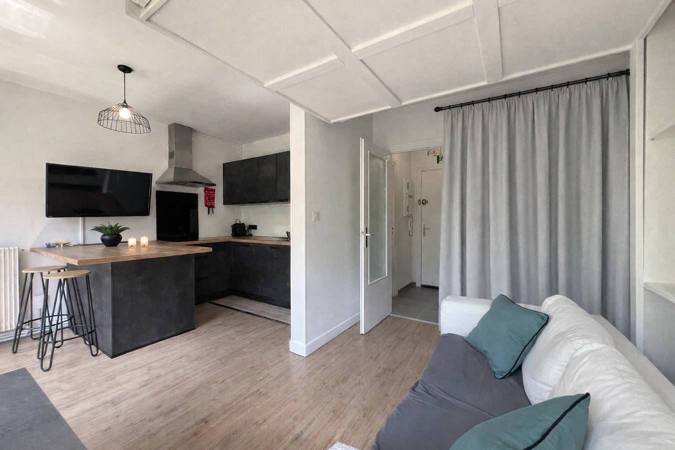 Apartamento entero, Apartamento de vacaciones para 2 personas con balcón in Annecy, Annecy (commune)