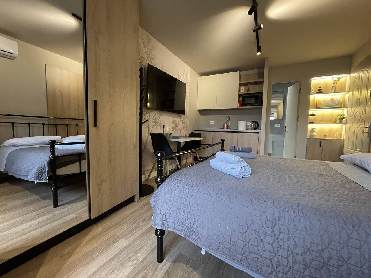 Ganzes Studio, Gemütliches Studio in der Innenstadt von Piazza Delux in Tiranë, Albanien