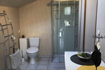 Gîte pour 3 Personnes dans Pluduno, Région de Dinan, Photo 2