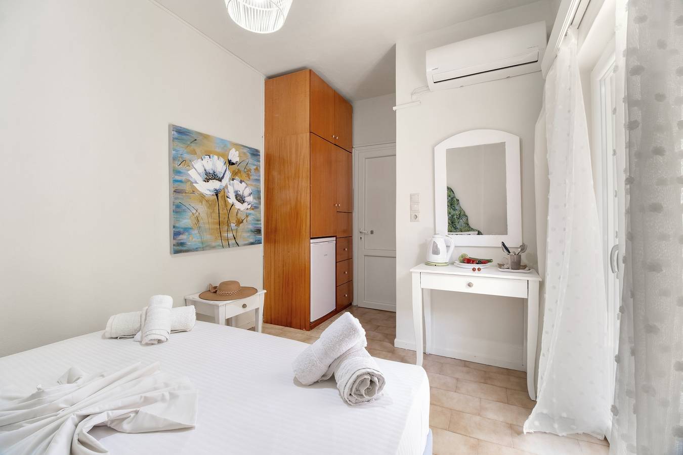 Kamer 'M1 Room' met gedeeld zwembad, wifi en airconditioning, foto 7