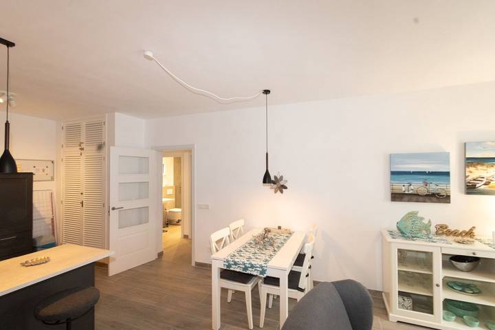 Appartement entier, Appartement de vacances pour 4 personnes avec balcon in Cala d'Or, Santanyí