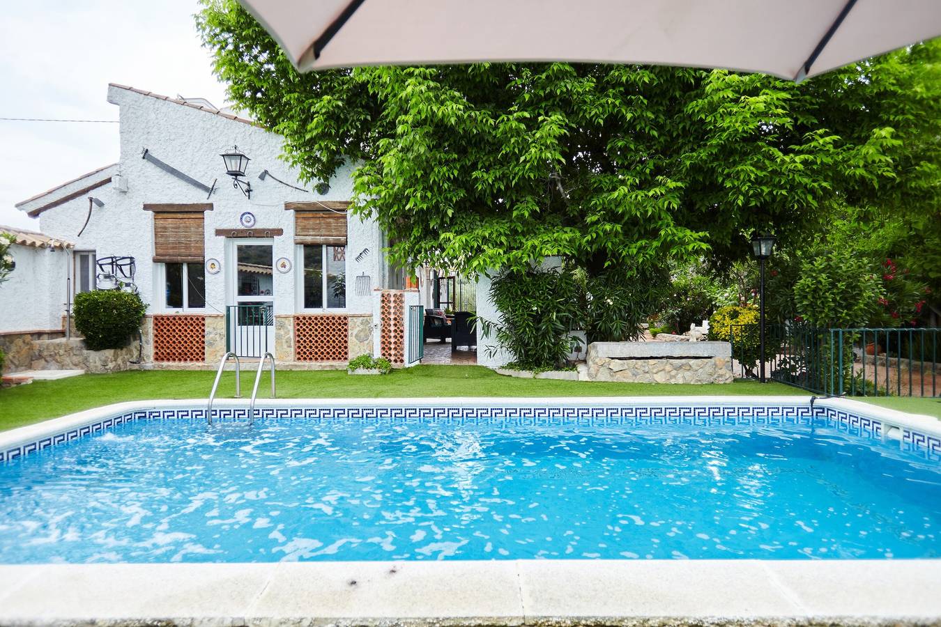 Casa de vacaciones 'Alojamiento Rural Marien' con vistas a la montaña, piscina, jardín y Wi-Fi in Alcaudete, Sierras Subbéticas