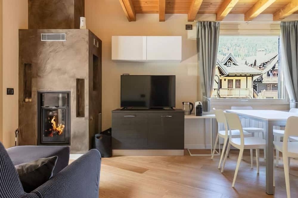 Villa Serenya - Drei Schlafzimmer Villa, Schläft 6 in Ponte di Legno (Stadt), Ortleralpen