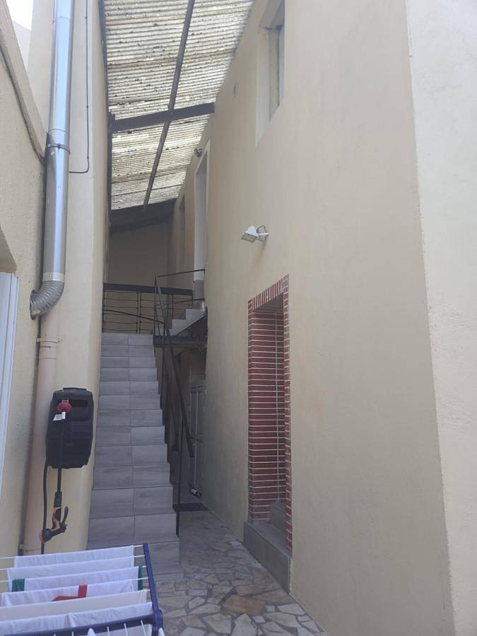 Location de vacances pour 6 personnes, avec Terrasse ainsi que Jardin et Vue à Goussainville