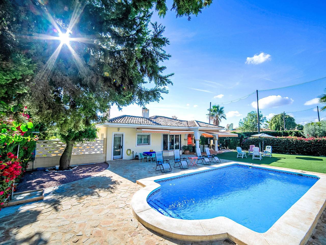 Bonalba Golf, Urb. Los Naranjos in Muchamiel, Costa Blanca