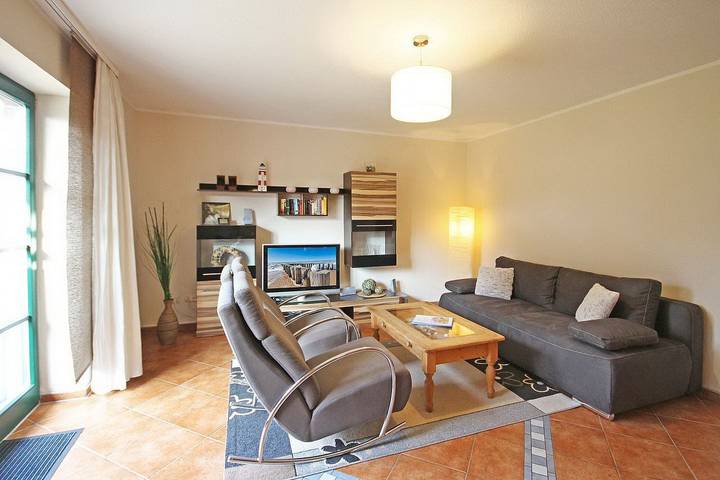 Ferienwohnung für 6 Personen, mit Terrasse und Garten in Wittenbeck - 2