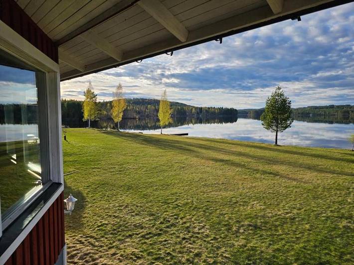 Hus för 5 Personer, med Terass samt Trädgård och Sjöutsikt i Falun