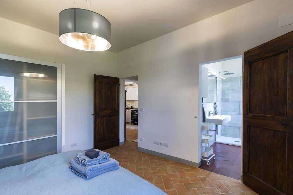 Casa Vinalia in den etruskischen Mauern von Cortona in Cortona, Arezzo Provinz