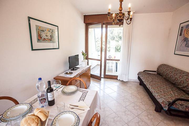 Apartamento entero, Apartamento tranquilo junto al mar con piscina al aire libre in Rosolina Mare, Rosolina