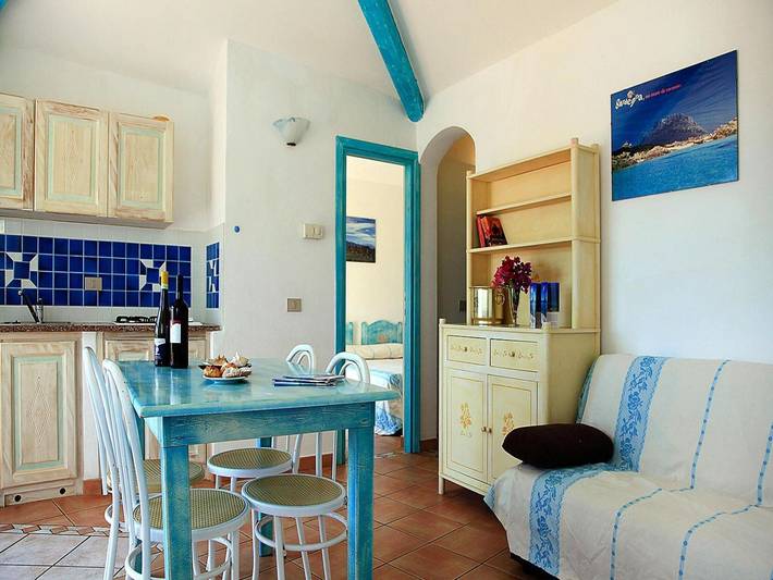 Gîte pour 2 personnes, avec balcon/terrasse et piscine dans Loiri Porto San Paolo - 3