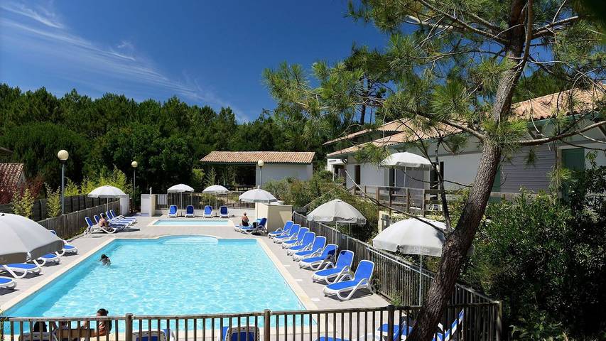 Location de vacances pour 6 personnes, avec piscine et jardin à Moliets-et-Maa