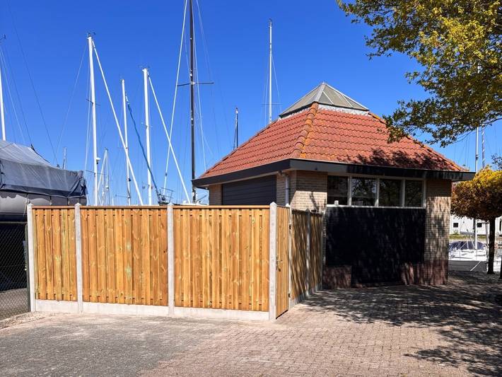 Ferienhaus für 4 Personen, mit Terrasse und Garten in Makkum