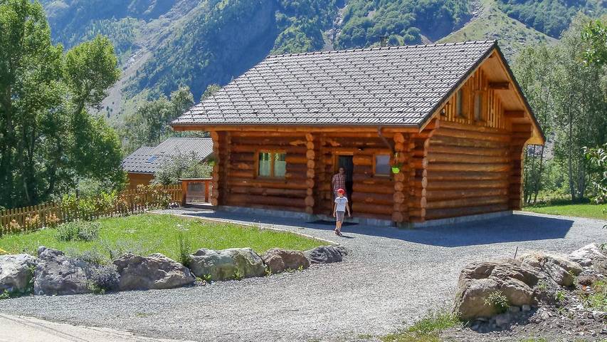 Gîte pour 6 personnes, avec jardin et terrasse à Chantelouve - 4