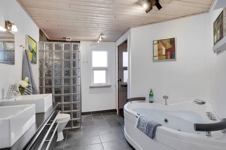 Amazing home in Hals w/ Sauna, WiFi and 3 Bedrooms in Hou, Aalborg und Umgebung