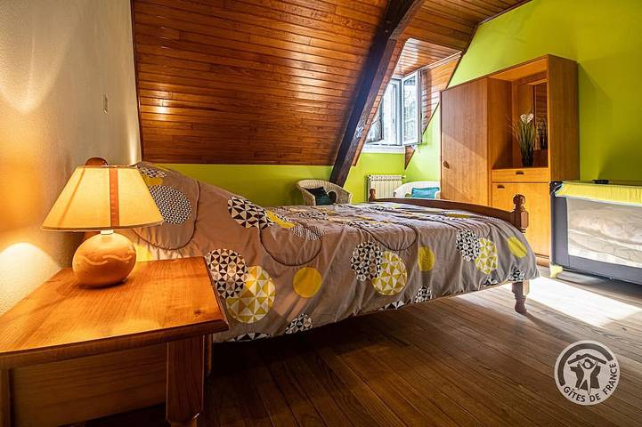 Gîte pour 6 personnes, avec jardin et terrasse à Arrodets-ez-Angles - 3