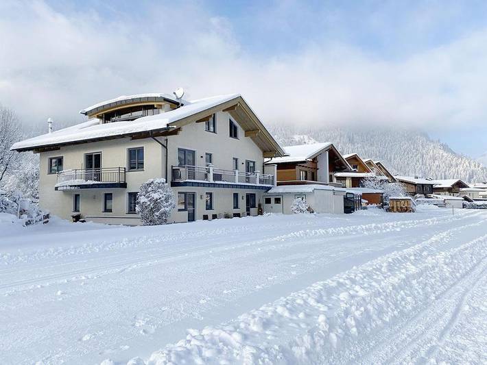 Ferienwohnung für 4 Personen, mit Garten und Sauna sowie Balkon - 1