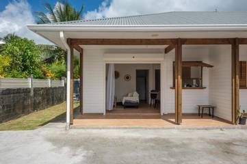 Gîte pour 2 personnes, avec terrasse et jardin à Goyave (Guadeloupe)