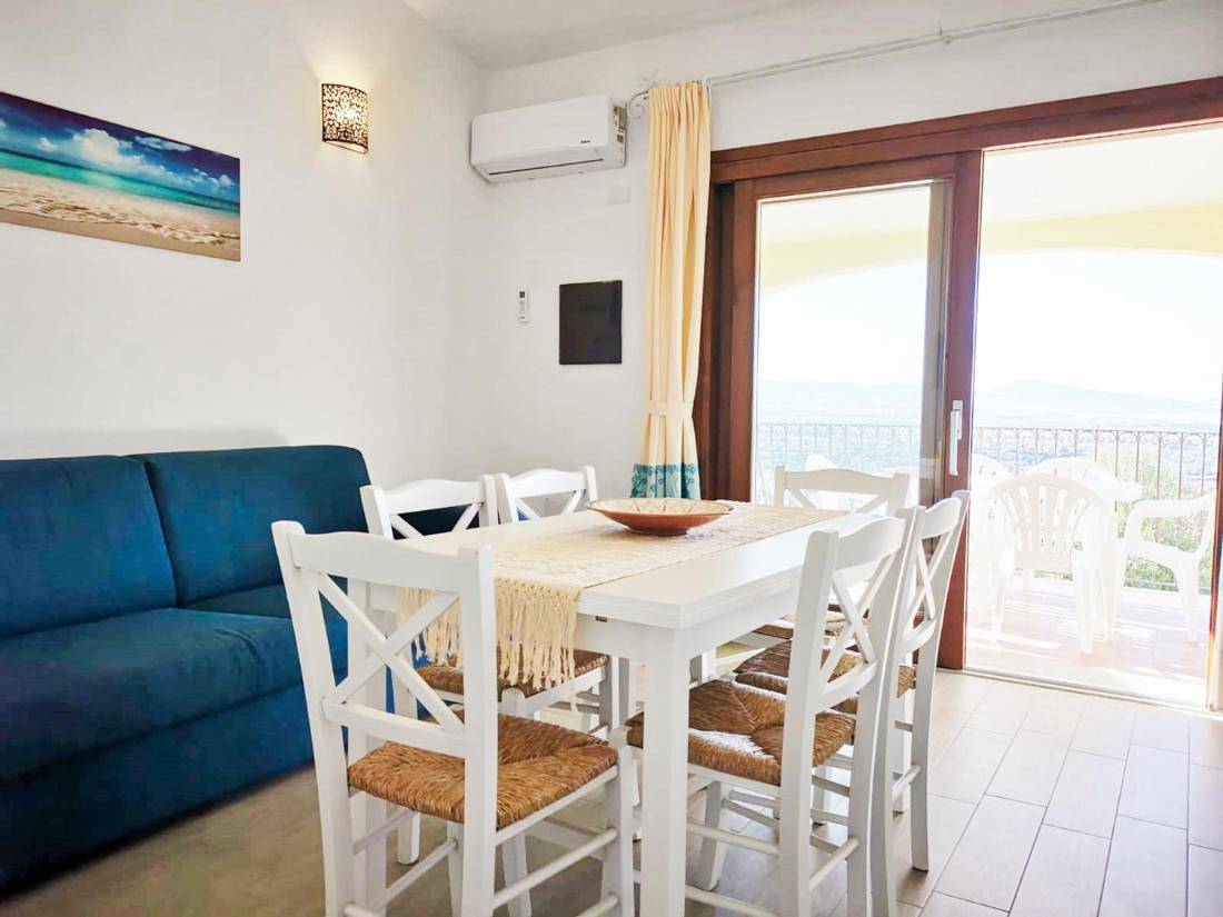 Ganze Wohnung, Die fantastische Residenza Badus mit 2 Schlafzimmern bietet Platz für 6 Personen mit Kind und Meerblick in Çamlıhemşin, Schwarzmeerregion