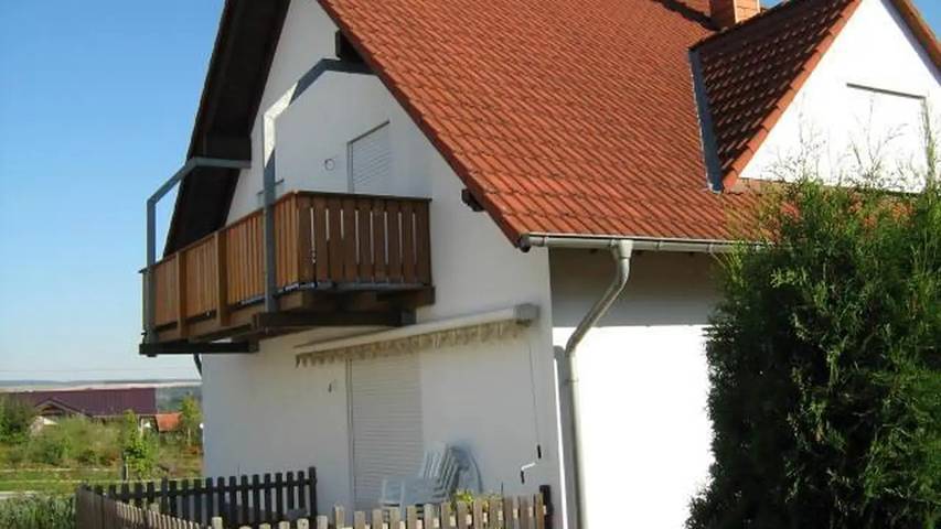 Ferienwohnung für 2 Personen, mit Garten