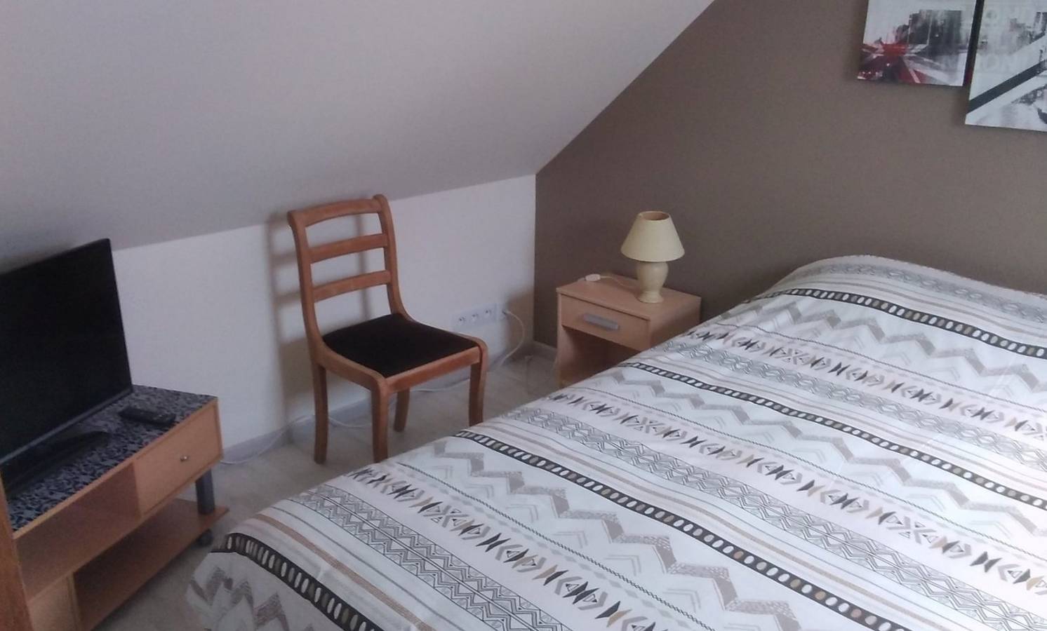 Chambre à louer 2 personnes - sdb/Wc et petit déjeuner - Chambre in Saint-Lô, Région de Saint-Lô