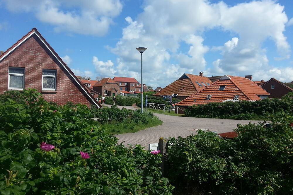 Großes Ferienhaus für bis zu 9 Personen in 4 Schlafzimmern in Baltrum
