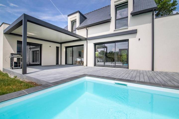 Villa pour 8 personnes, avec jardin et piscine