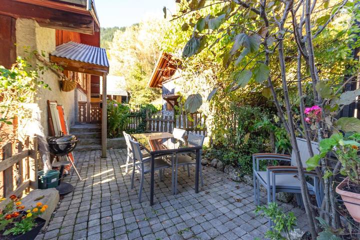 Gîte pour 6 personnes, avec terrasse et jardin, animaux acceptés à Champagny-en-Vanoise - 2