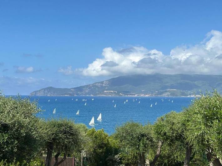 Villa per 10 persone, con panorama e giardino nonché piscina e terrazza, con animali domestici - 1
