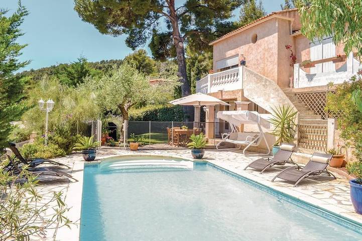 Holiday apartment for 6 people, with garden, with pets - 1