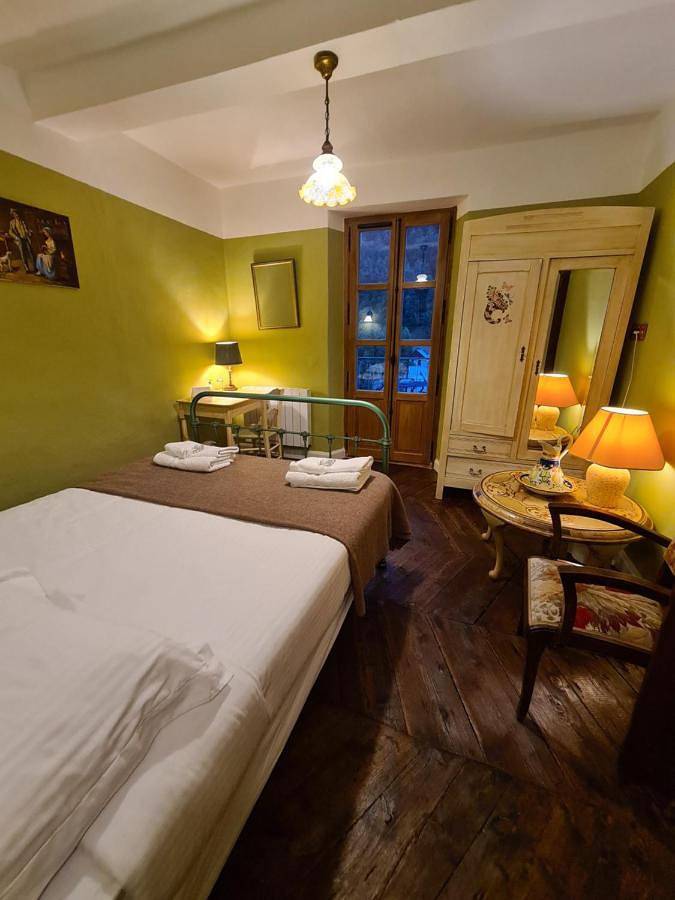 Les Etrangers a l'ancien Hotel des Etrangers in Saint-Martin-d'Entraunes, Région de Nice