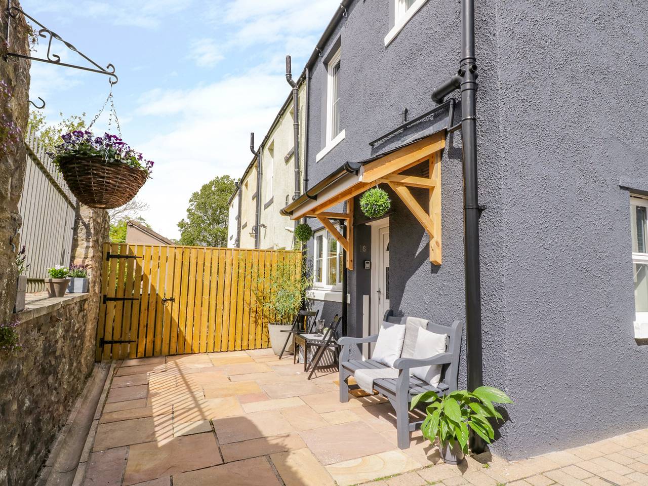 8 Bridge Street in Cockermouth, Lake District