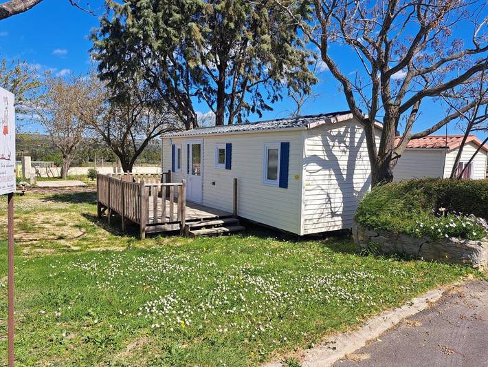 Location de vacances pour 2 personnes, avec piscine et jardin ainsi que terrasse et bassin pour enfant, animaux acceptés à Villeveyrac - 4