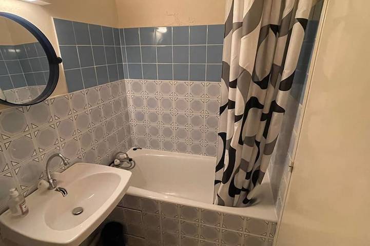 Ganze Wohnung, Studio in Sauze mit Balkon und Garage in Le Sauze, Enchastrayes