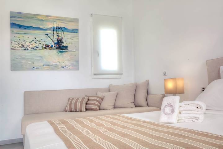 Ganzes Studio, Villa „Peitho“ mit privater Terrasse, Wlan und Klimaanlage in Koufonisia, Kykladen