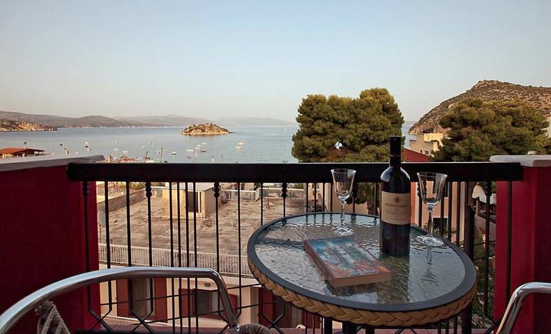Hôtel, avec Balcon ainsi que Terrasse et Vue