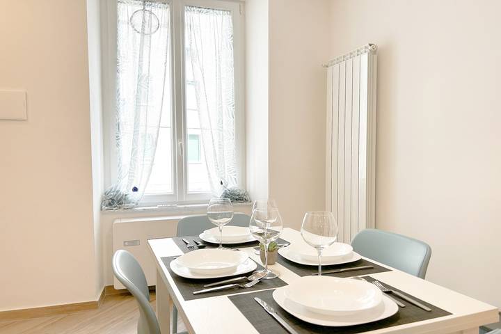Appartamento intero, Quarda, Apartment in Savona Old Town in Savona (Città), Savona