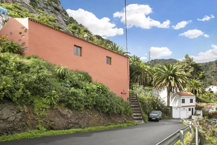 Casa rural para 6 personas, con jardín además de vistas y vistas al lago en Vallehermoso