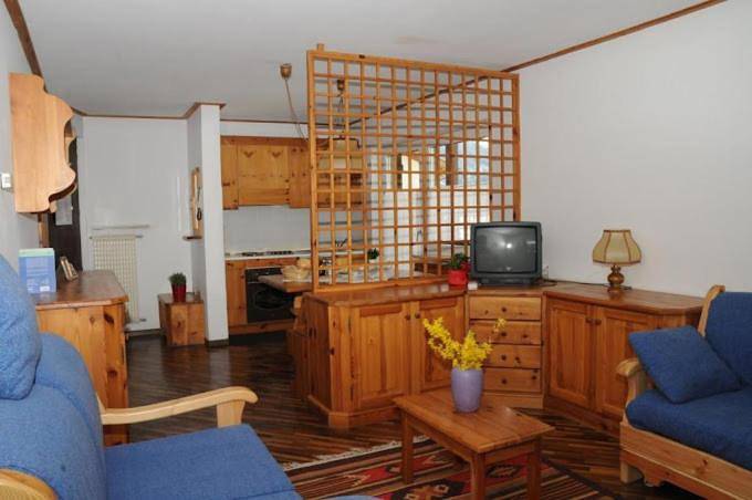 Entire apartment, Casa Cavalese in Cavalese, Fleimstaler Alpen