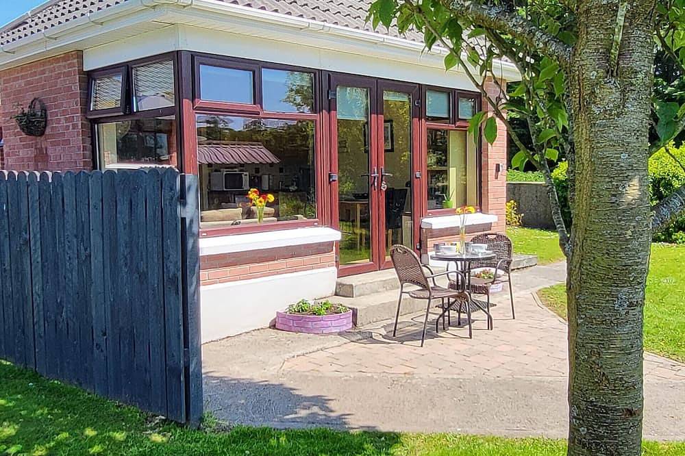 Hazelwood Holiday Home - Cozy & Homely in Sligo, County Sligo