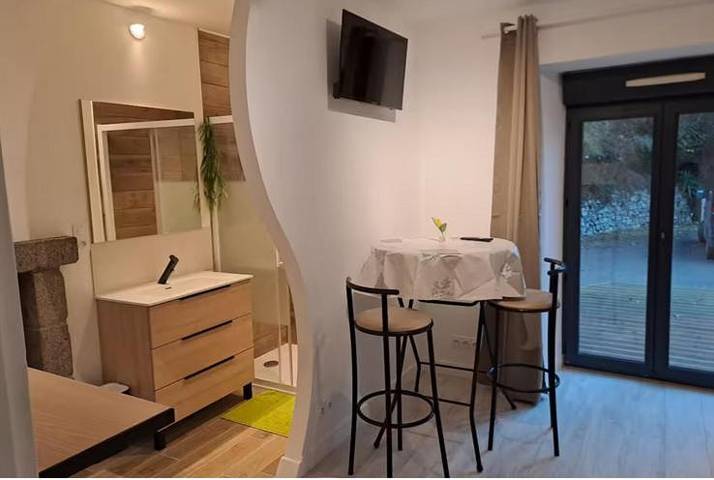 Hôtel pour 2 personnes, avec terrasse et jardin à Yffiniac - 3