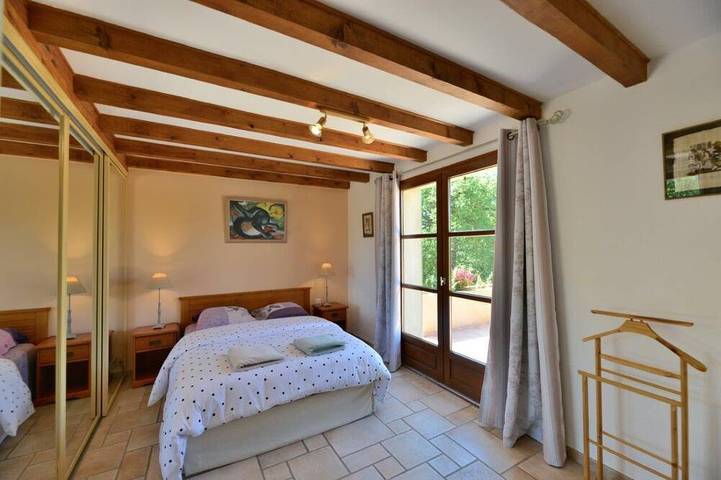 Location de vacances pour 6 personnes, avec jardin, animaux acceptés à Mons (Var) - 4