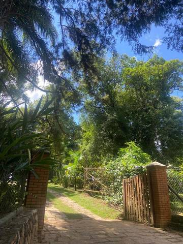 Cottage pour 2 personnes, avec piscine ainsi que jardin et vue à São Roque