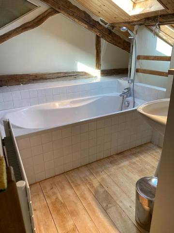 Gîte pour 2 personnes, avec piscine et terrasse à Pontcirq