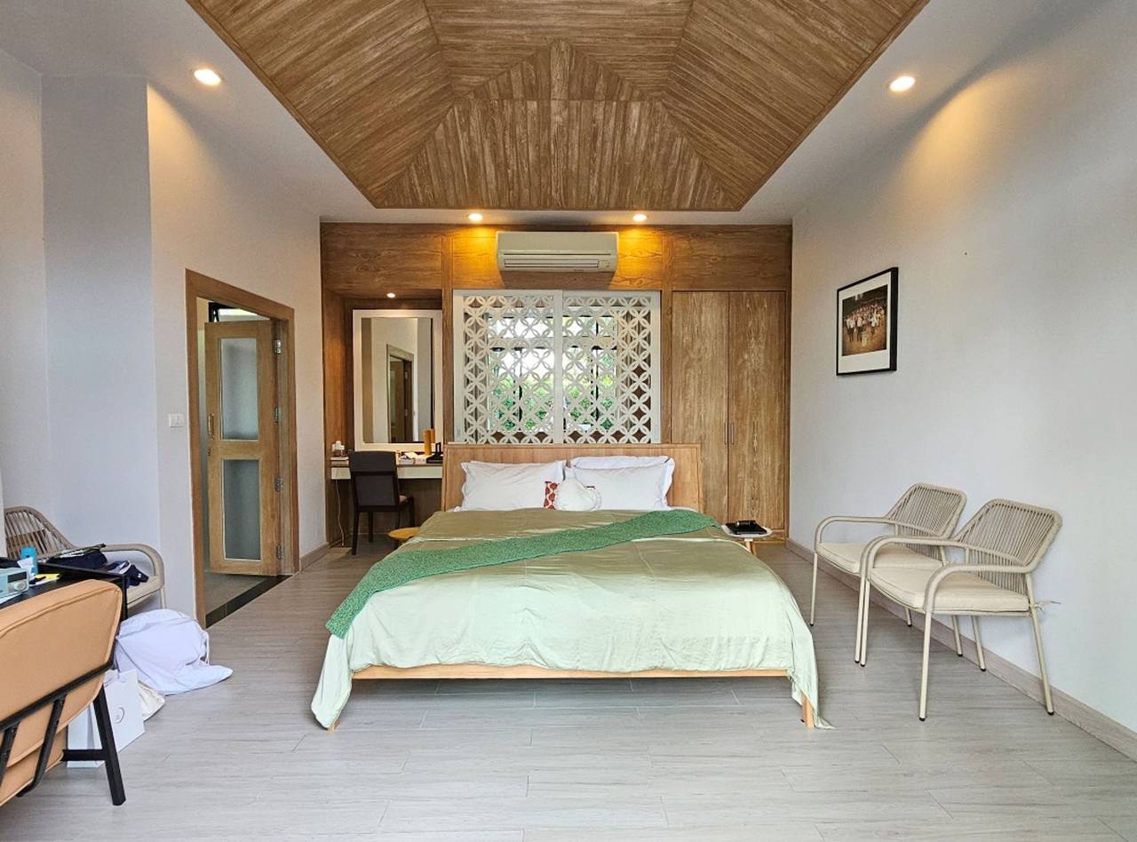 Serene pool villa near Laguna, Bangtao beach in Provincia de Phuket