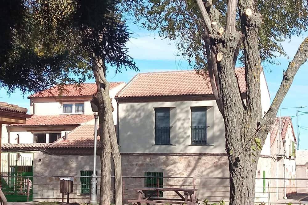 Casa Rural - De Brevas a Higos in Espirdo, Provincia de Segovia